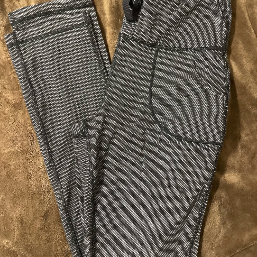 Lululemon Pants - Picture 2 of 6